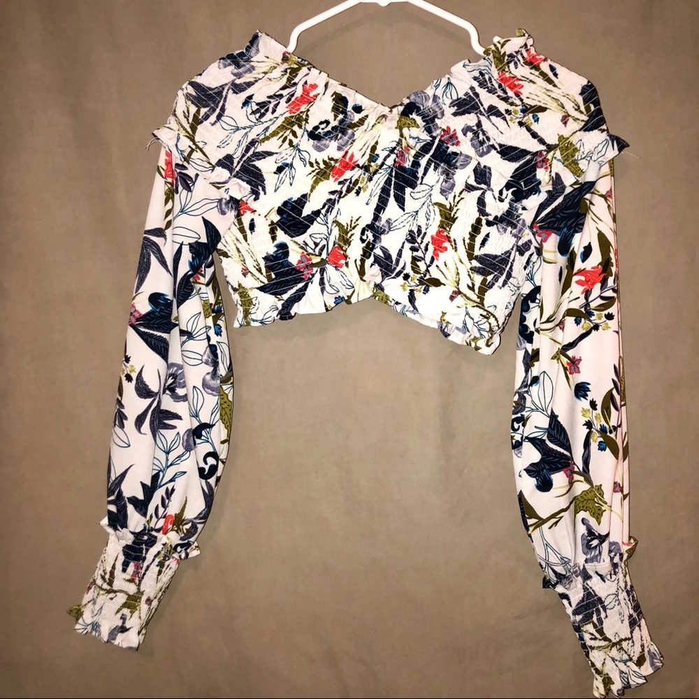 Boohoo long sleeve crop